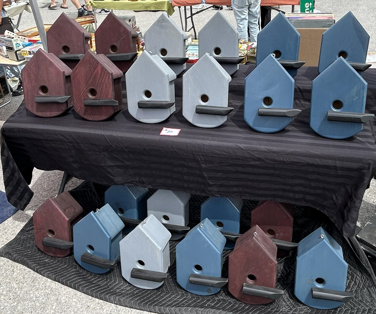 Cabane d'oiseau style moderne